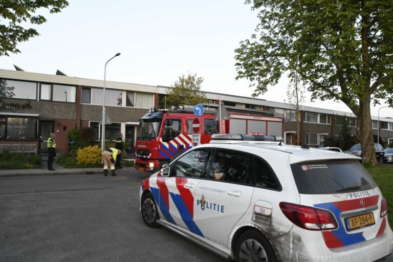 Buurtbewoners voorkomen erger bij woningbrand in Haren