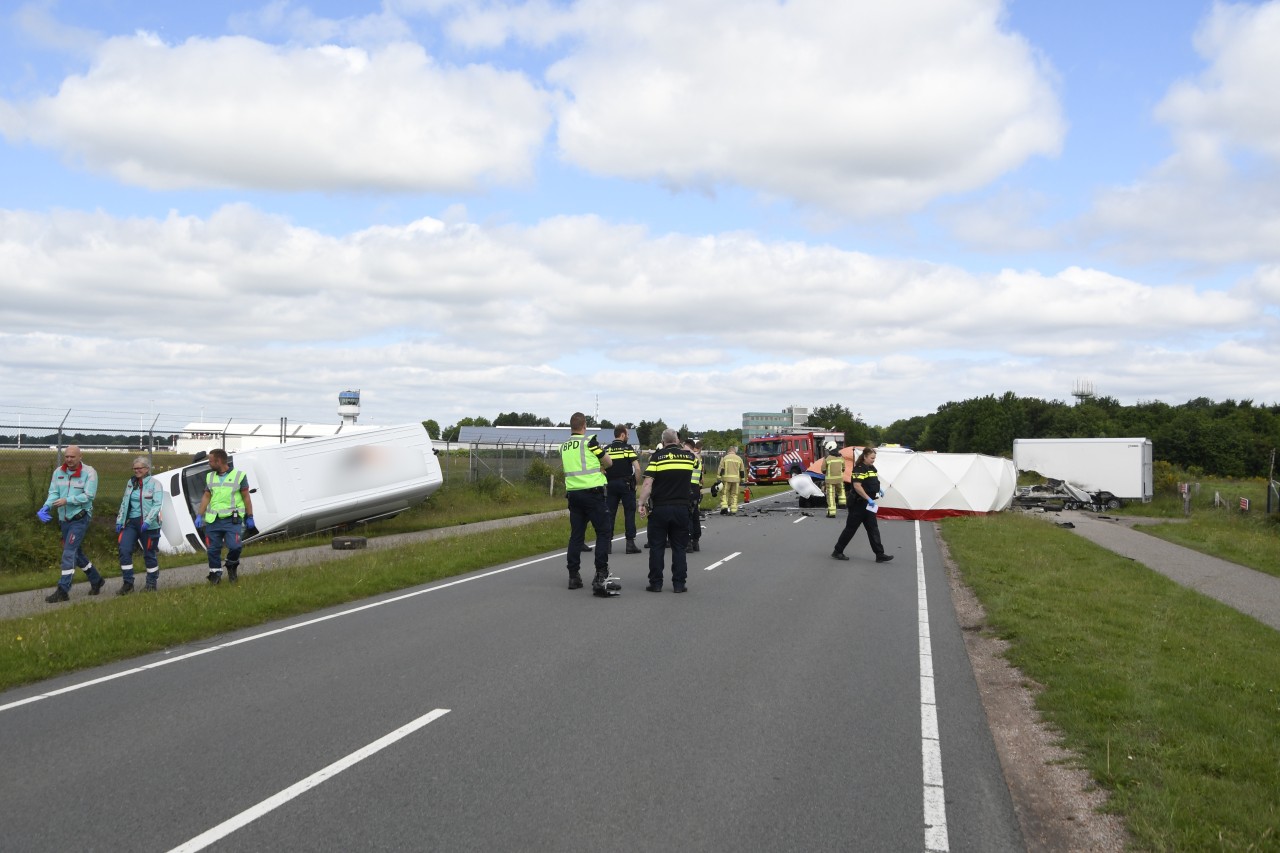 Autodief omgekomen bij ernstig ongeval in Eelde (video)
