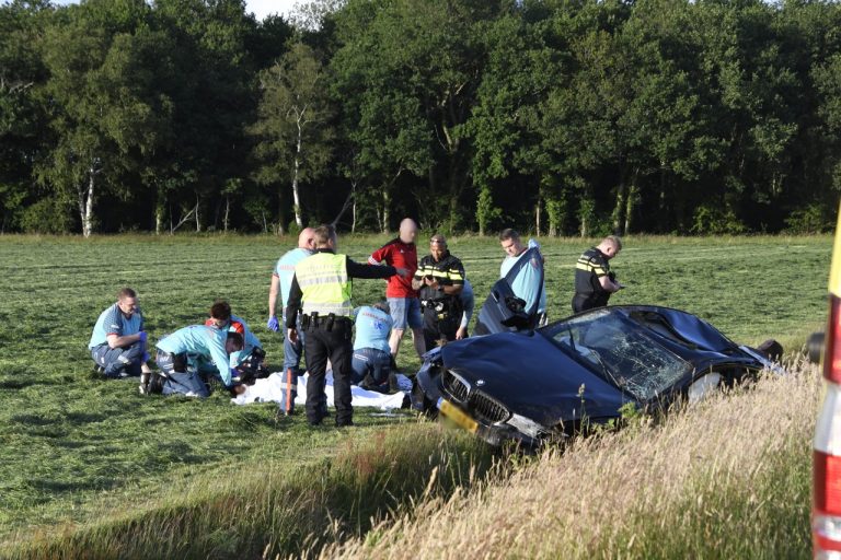 Drie gewonden bij verkeersongeval in Ubbena