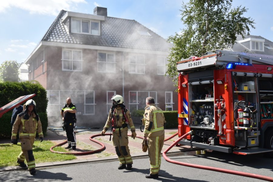 Meterkast vliegt in brand in woning in Meppel