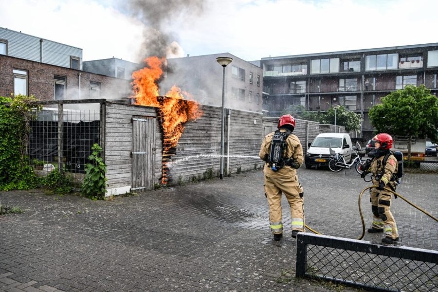 Schuur verwoest door brand in Hoogezand