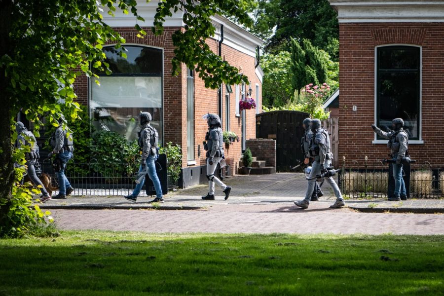 DSI doet inval in woning Sappemeer