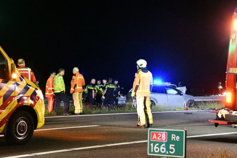 Spookrijder veroorzaakt ernstig ongeval op de A28 bij Hooghalen