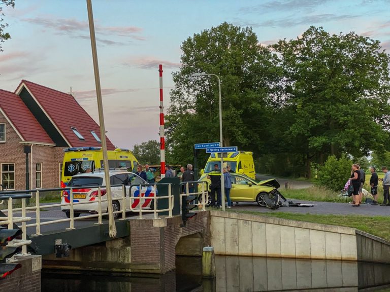 Gewonde bij verkeerongeval in De Hemrik