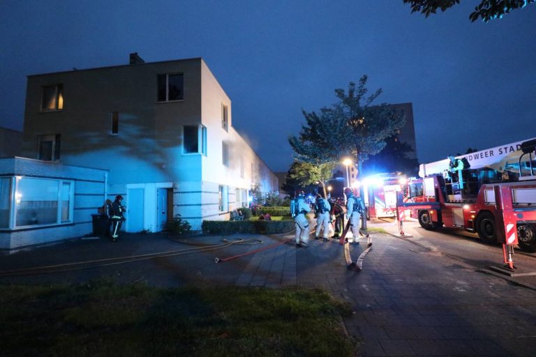 Brand in woning na kortsluiting in wasdroger in Groningen