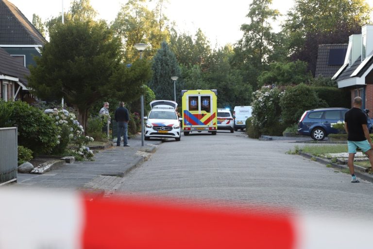 Politie treft gewonde man aan in Marum