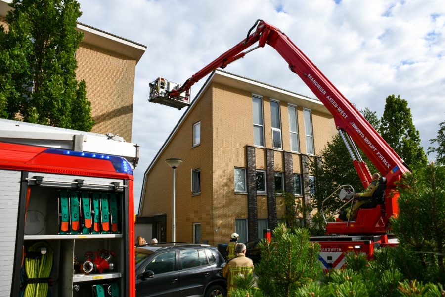 Brandweer rukt uit voor kortsluiting in meterkast in Assen