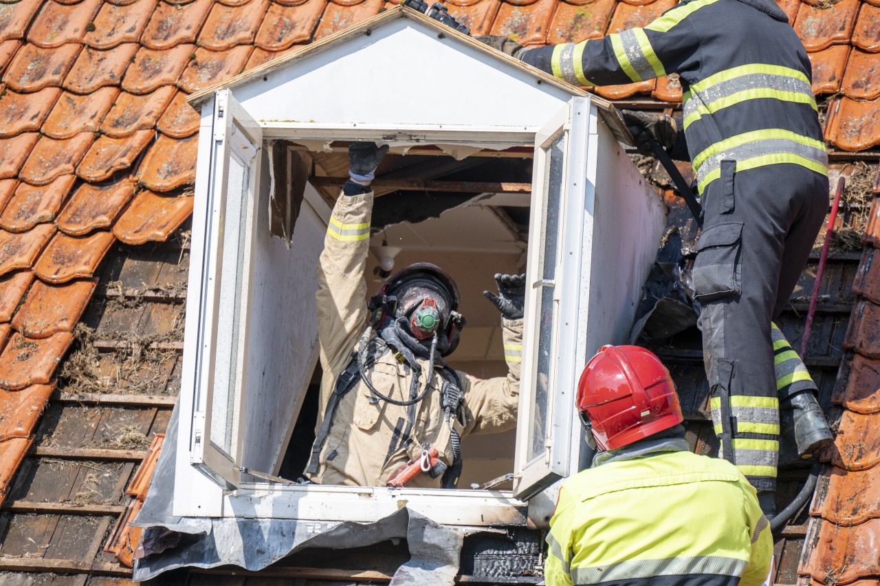 Brandweer voorkomt erger bij woningbrand in Zoutkamp