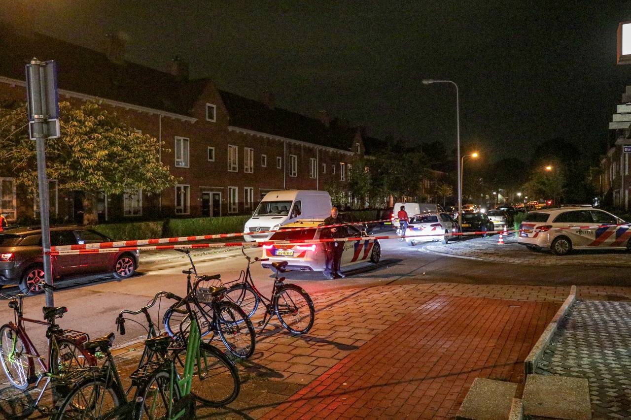 Schoten gelost in Korrewegwijk Groningen; politie doet onderzoek