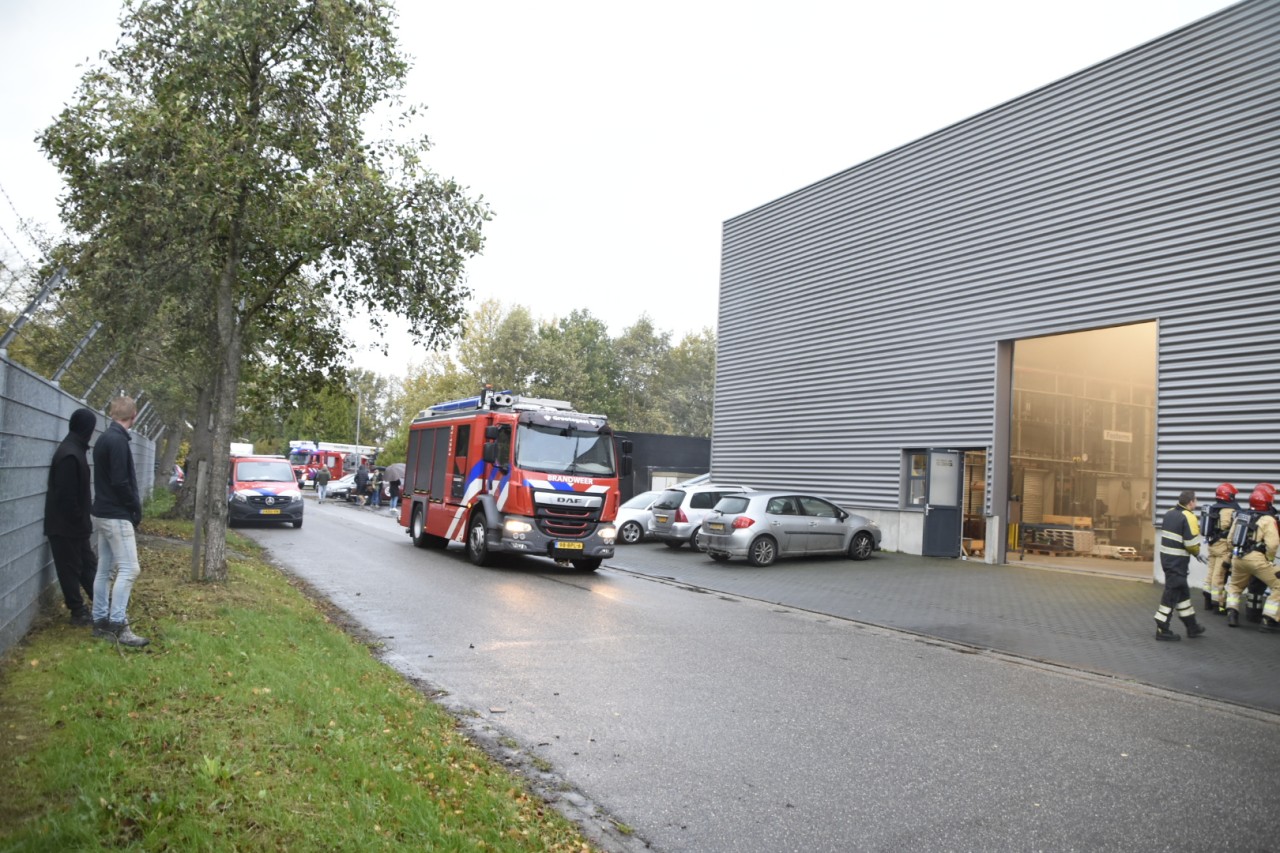 Brand bij bedrijf in Marum snel onder controle