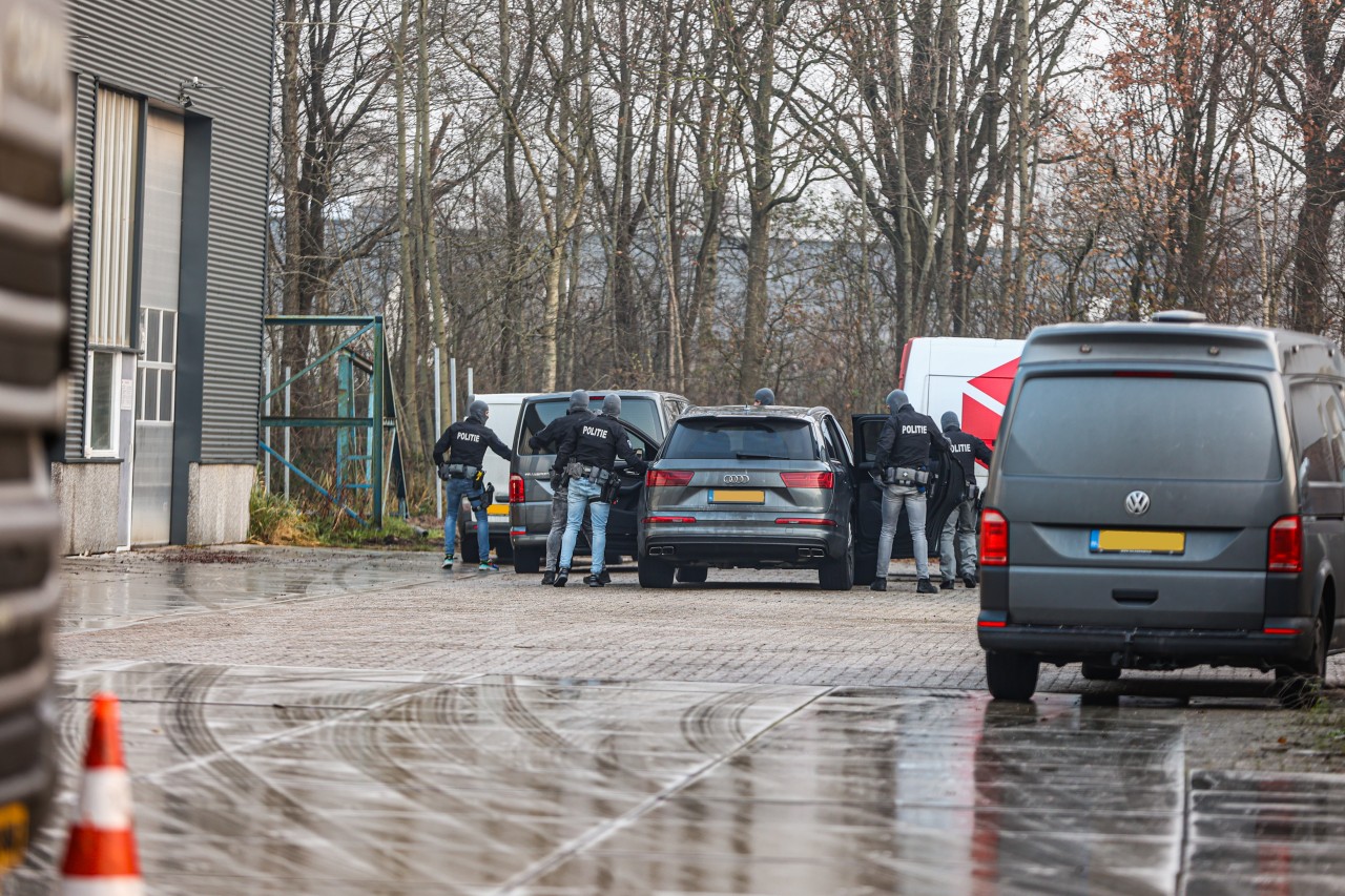 Arrestatieteam valt groot drugslab Joure binnen: Rotterdammer (45) aangehouden