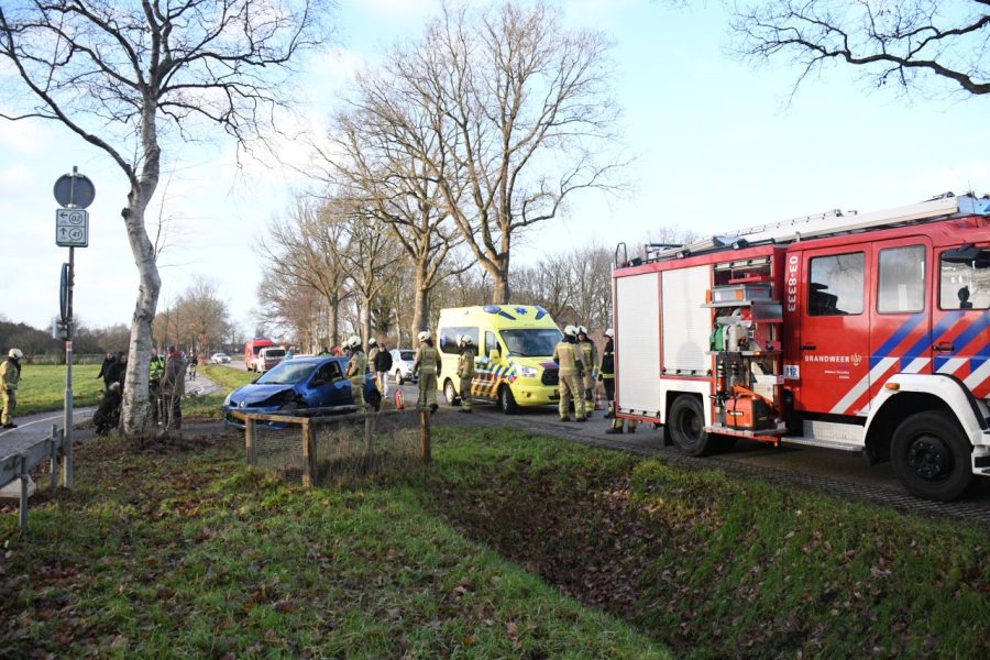 Ongeval tussen twee voertuigen in Hooghalen