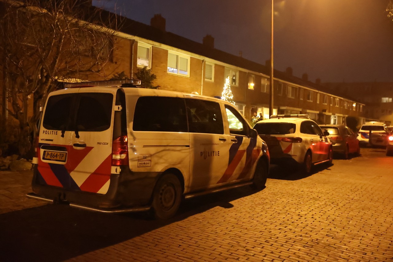 Politie doet onderzoek na woningoverval in Heerenveen