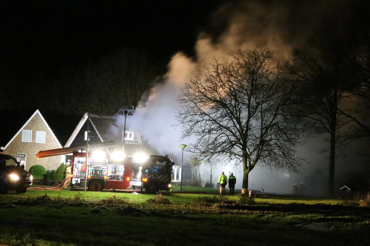 Uitslaande brand in woonboerderij in Zuidwolde
