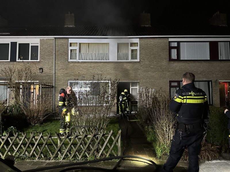 Veel rook bij woningbrand in Drachten