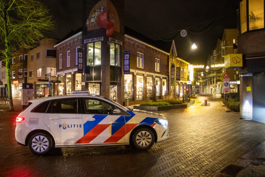 Vrouw(26) uit Groningen doodgestoken in Emmen, twee verdachten aangehouden
