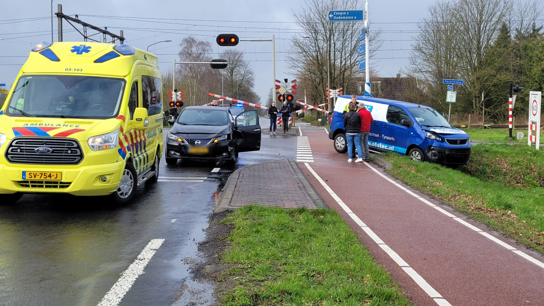 Ongeval tussen twee auto’s op de N386 Tynaarlo