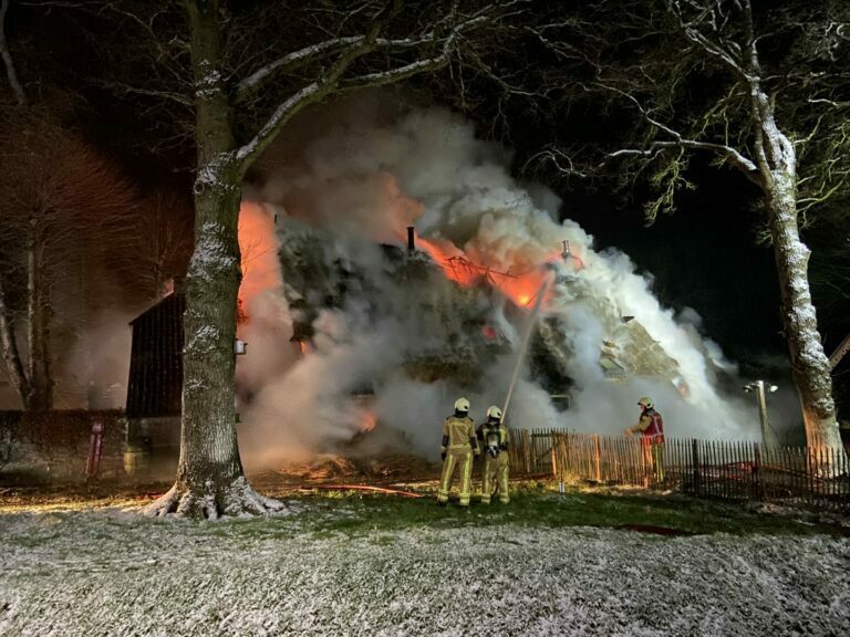 Grote brand in woonboerderij uit 1807