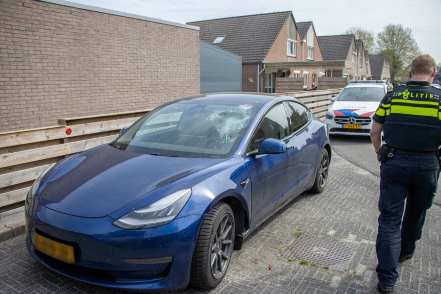 Fietser gewond naar ziekenhuis na aanrijding