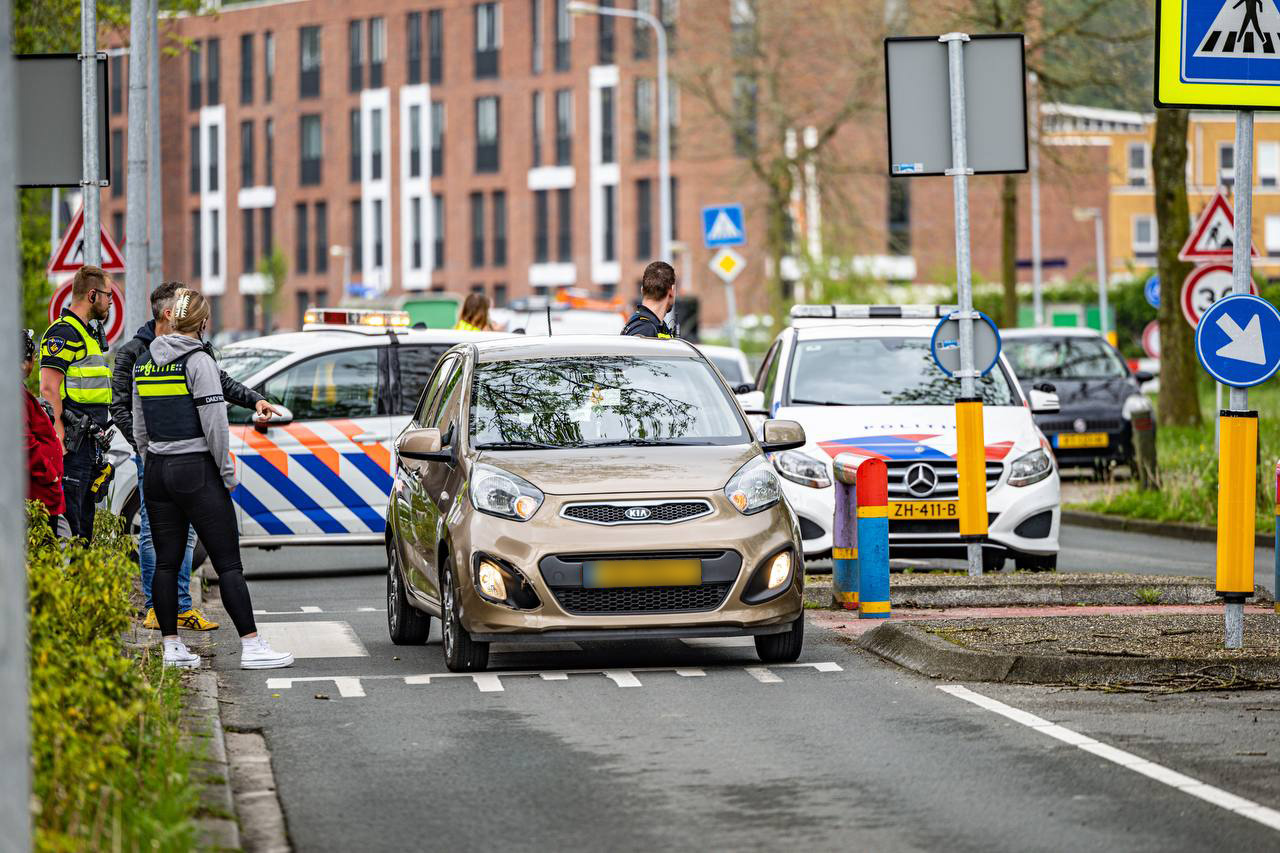 Voetganger op zebrapad aangereden in Groningen