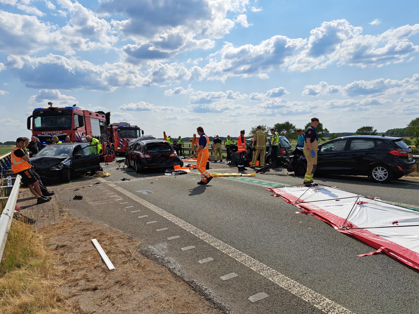 Drie gewonden door ongeluk met vier auto’s