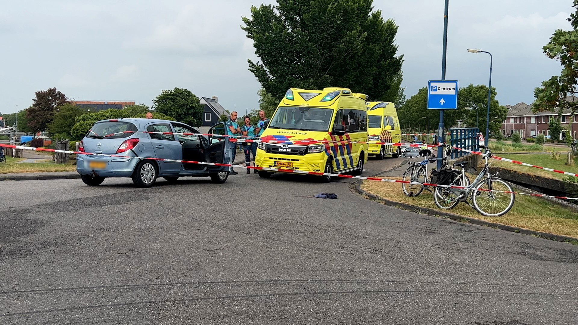 Ernstige aanrijding: slachtoffer per traumaheli naar ziekenhuis