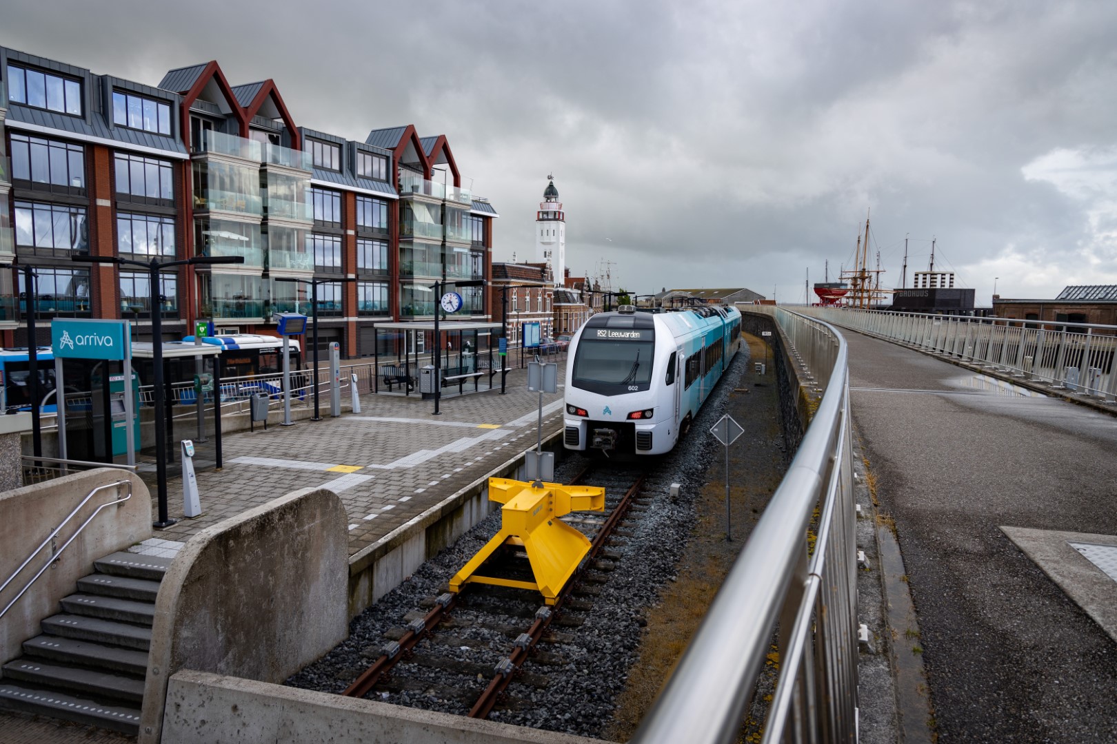 Arriva legt treinverkeer in Friesland en Groningen stil om storm