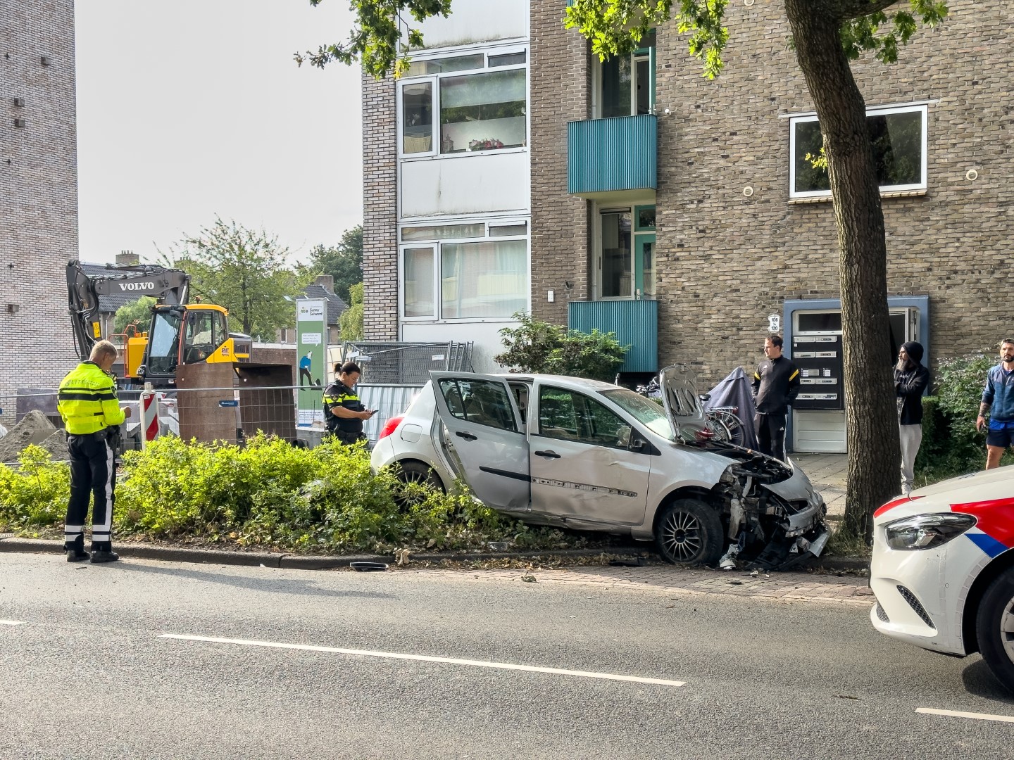 Weer een beschonken automobilist die ravage veroorzaakt