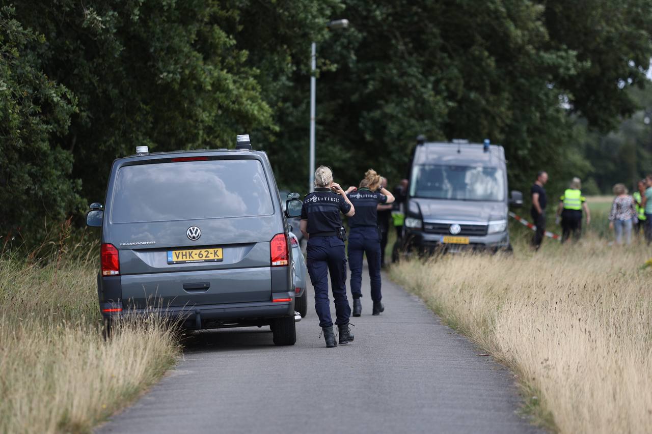 Vermiste 79-jarige vrouw dood aangetroffen in water bij Zuiderhogeweg