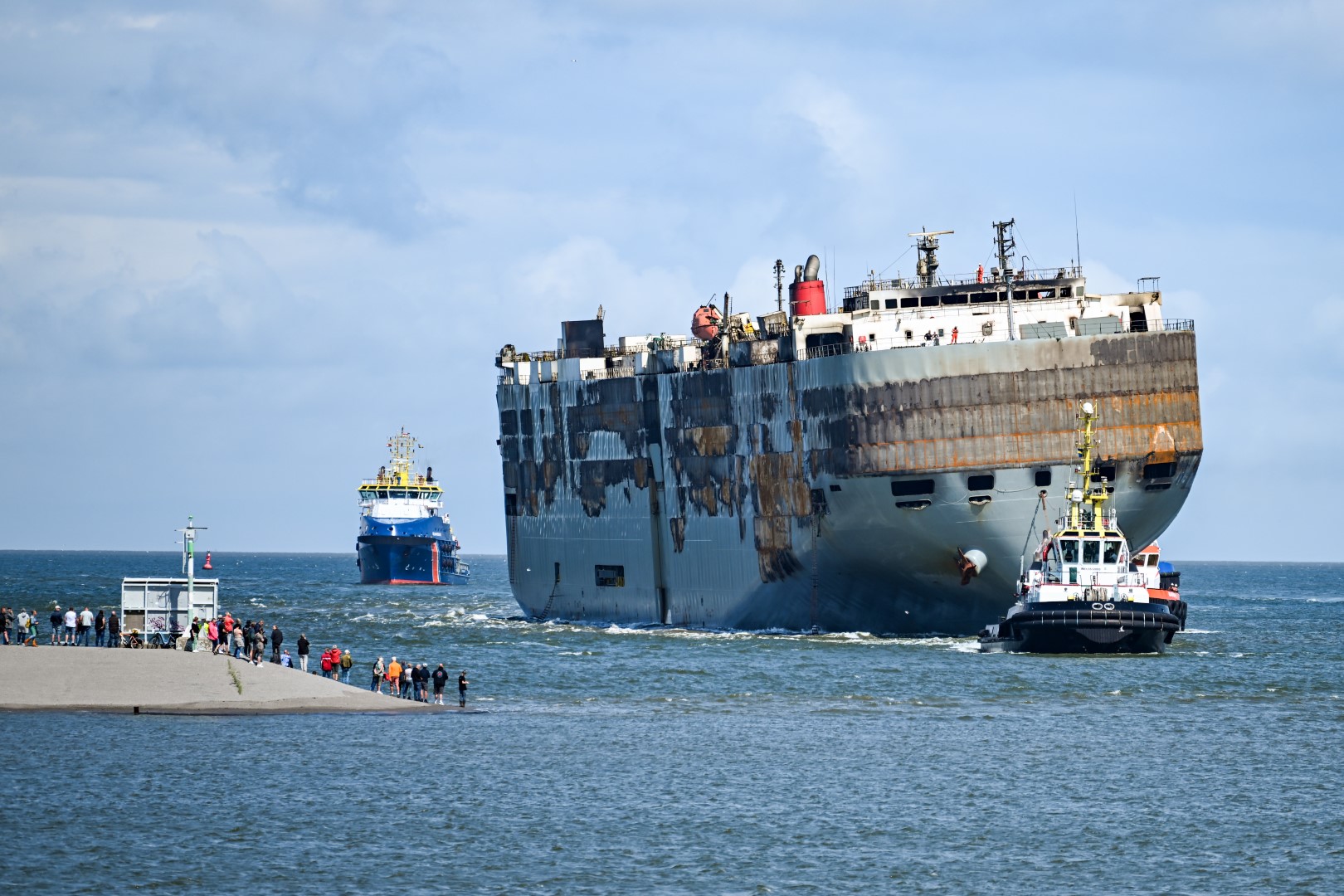 UPDATE: Vrachtschip Fremantle Highway aangekomen op Eemshaven