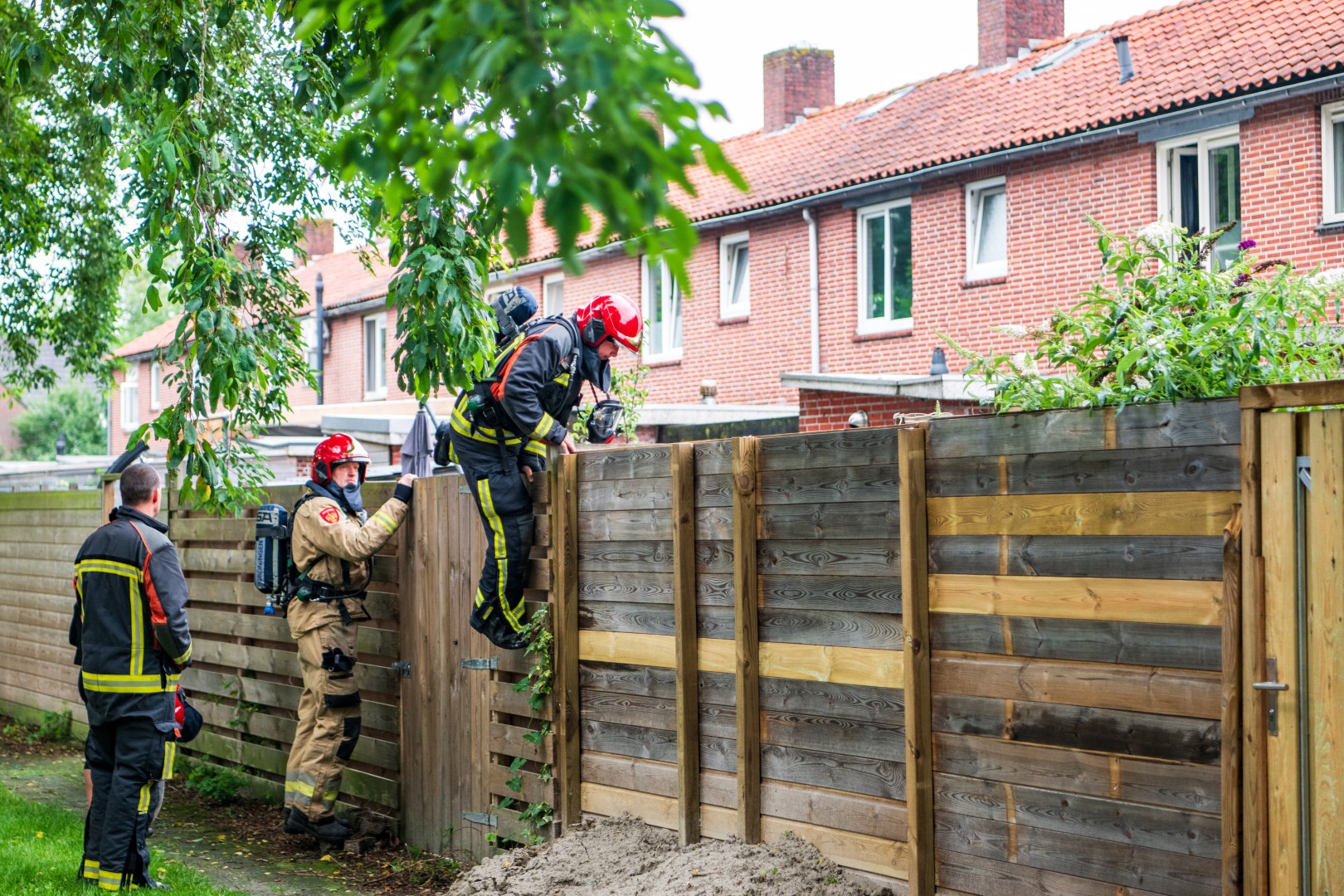 Brandmelding blijkt rokende vuurkorf in schuurtje