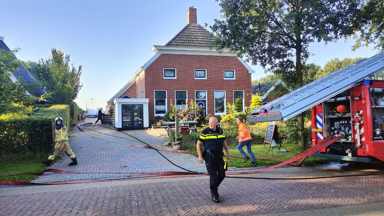 Brand op zolder van boerderij