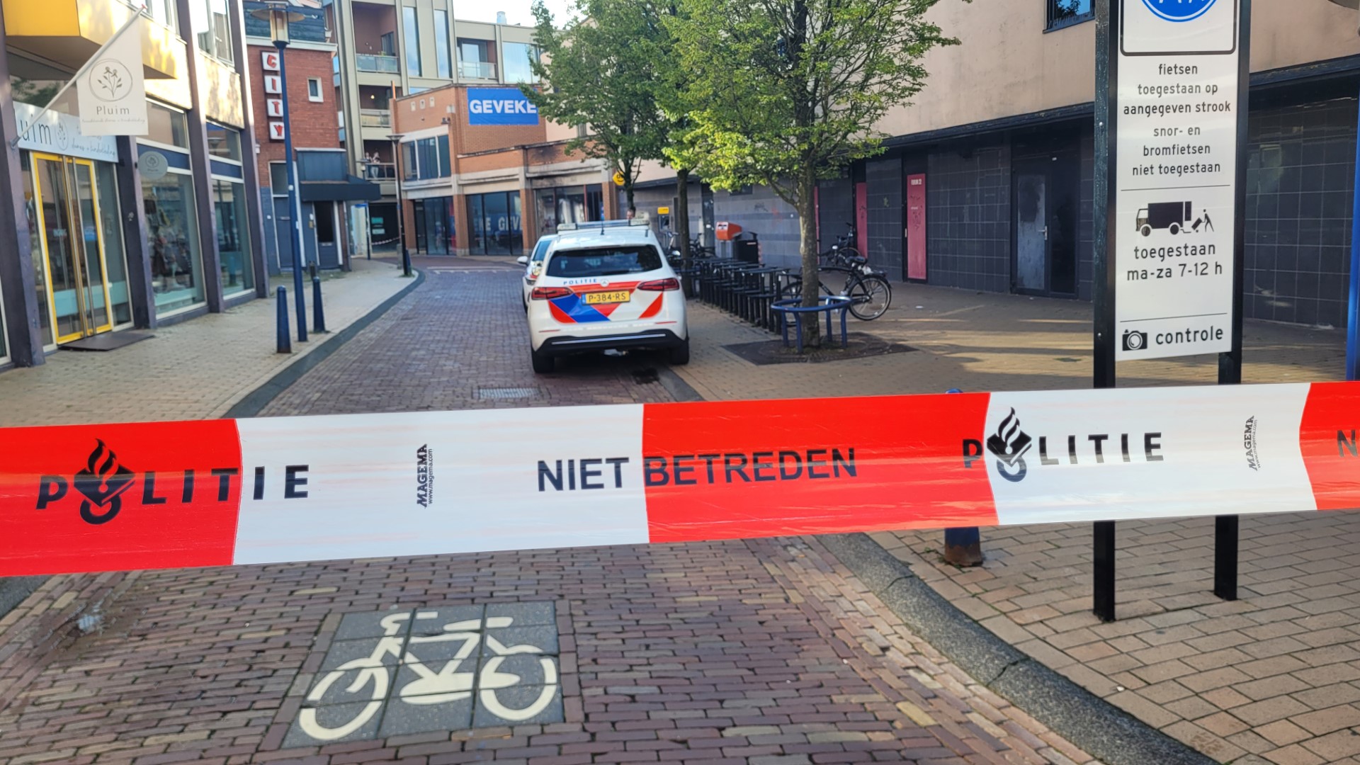 Man loopt hoofdwond op bij steekpartij