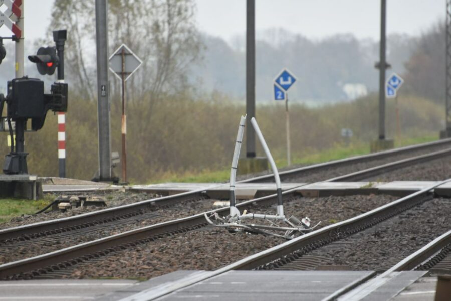 Trein verliest pantograaf, geen treinen tussen Meppel en Steenwijk