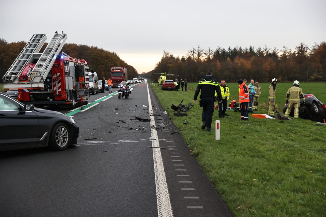 Gewonde na frontale aanrijding op N34