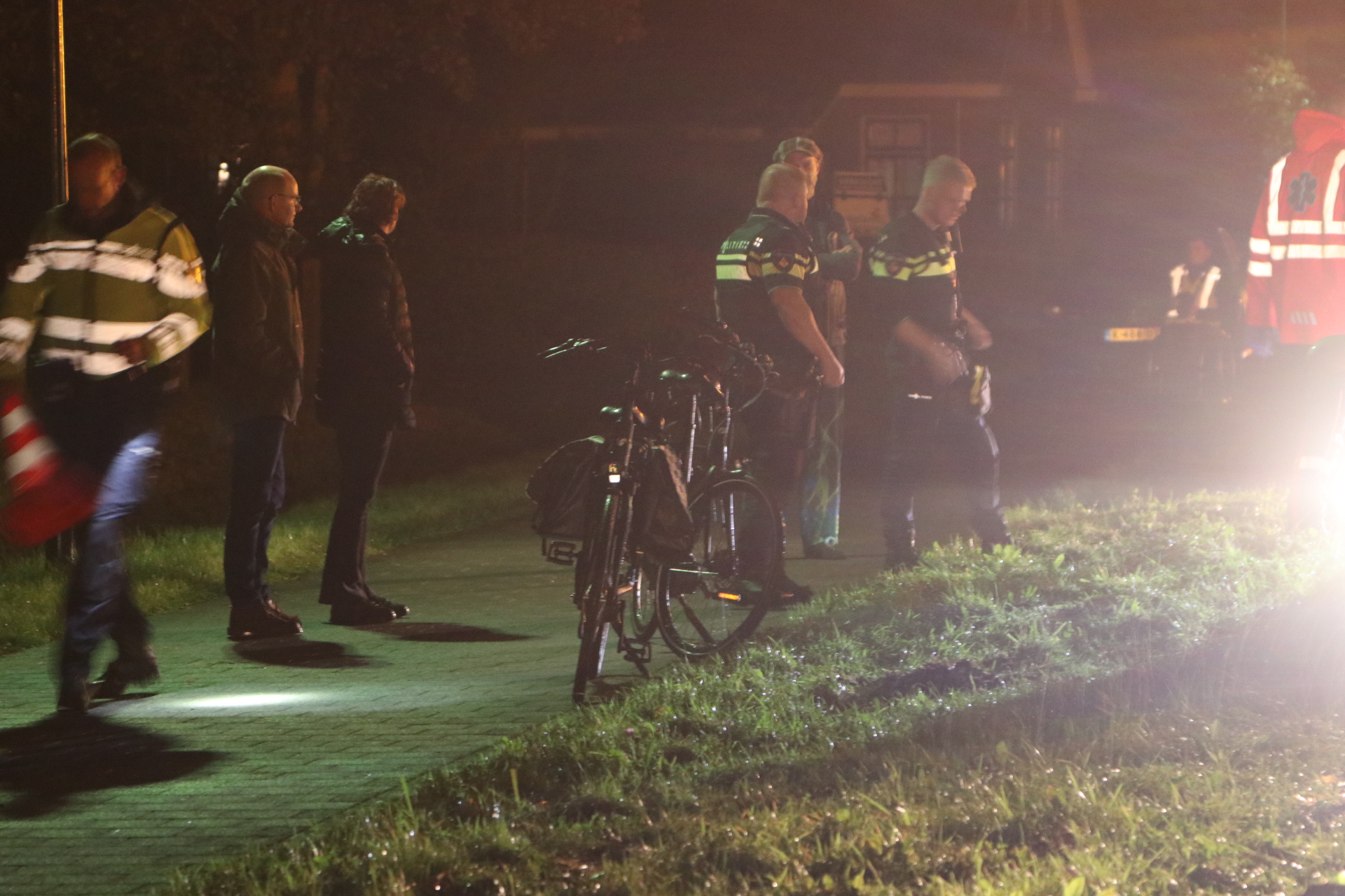 Traumaheli ingezet voor botsing tussen twee fietsers