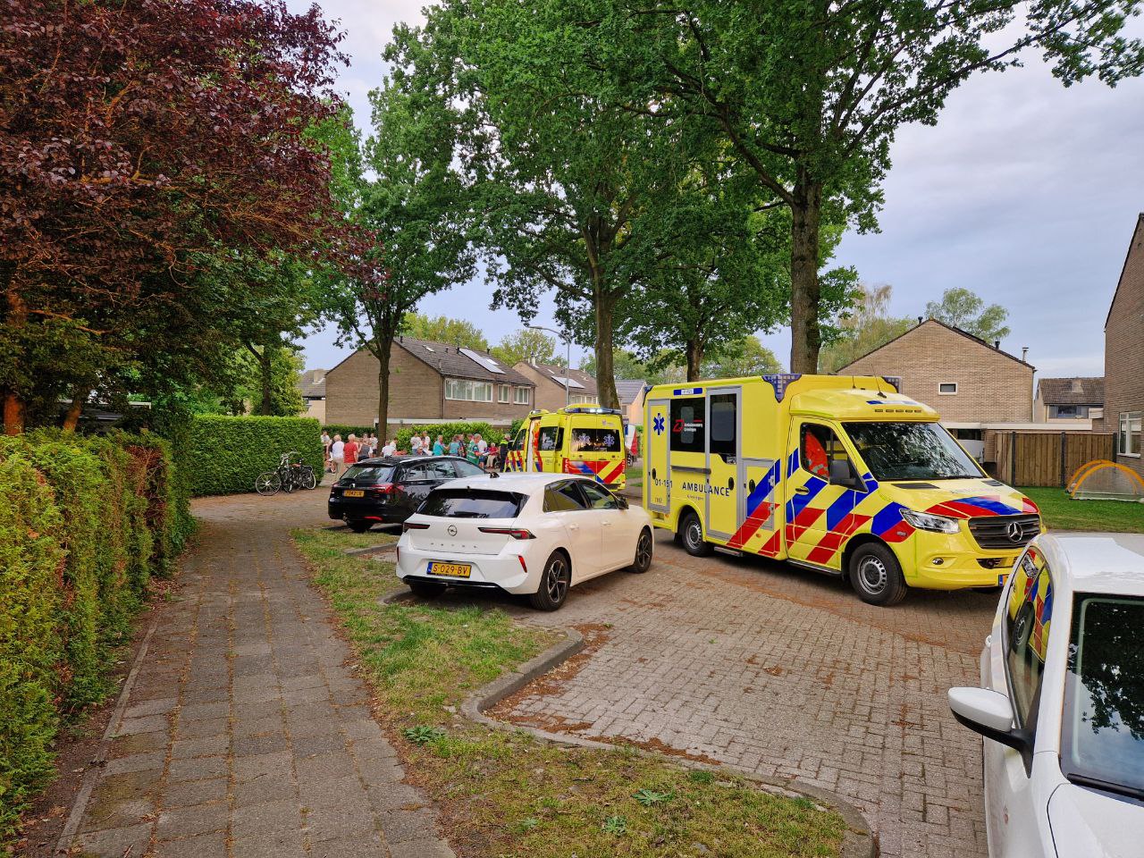 7 gewonden na val uit open bus in Drentse Borger