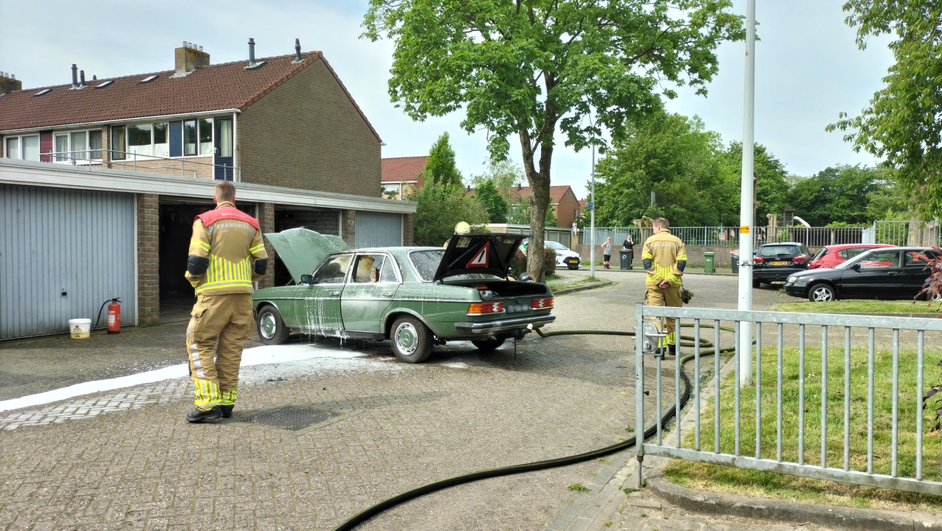 Oldtimer uitgebrand tijdens laswerkzaamheden in Drachten