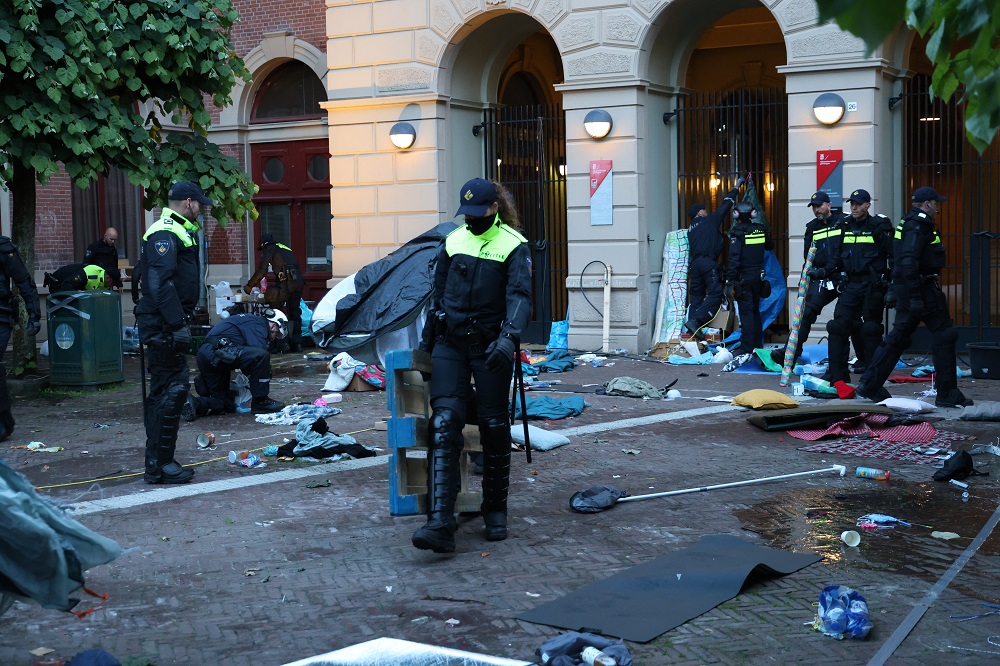 Pro-Palestina tentenkamp in Groningen ontruimd