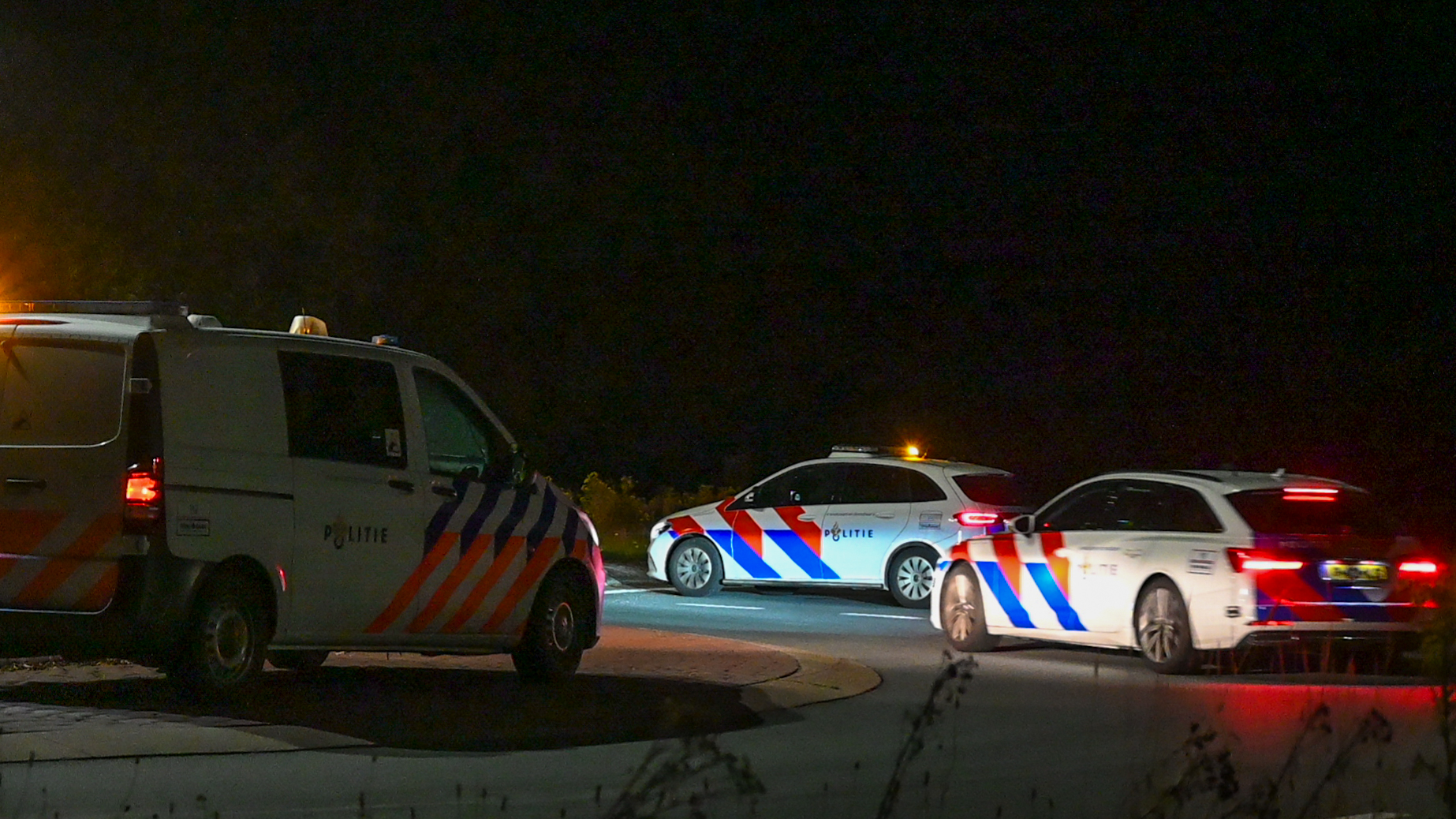 Grote politieactie op A7, snelweg deels afgesloten