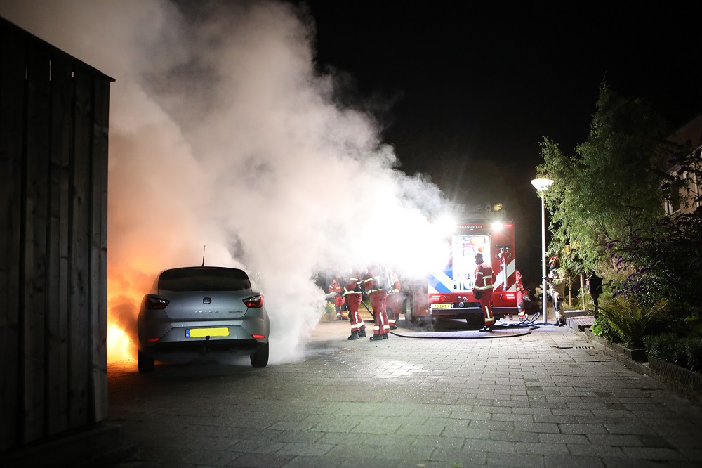 Opnieuw nachtelijke autobrand in Winschoten