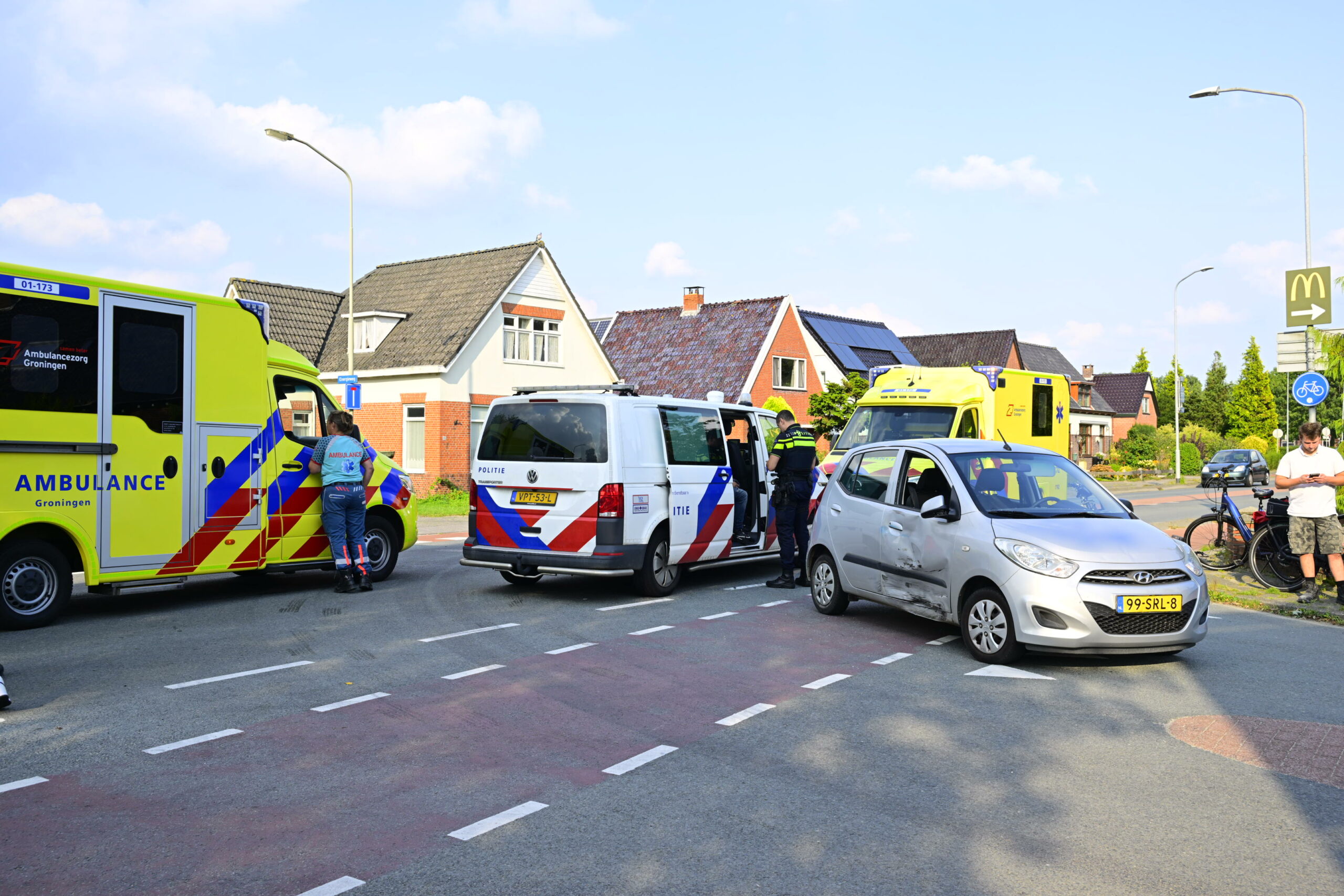 Automobilist gewond na botsing met scooter