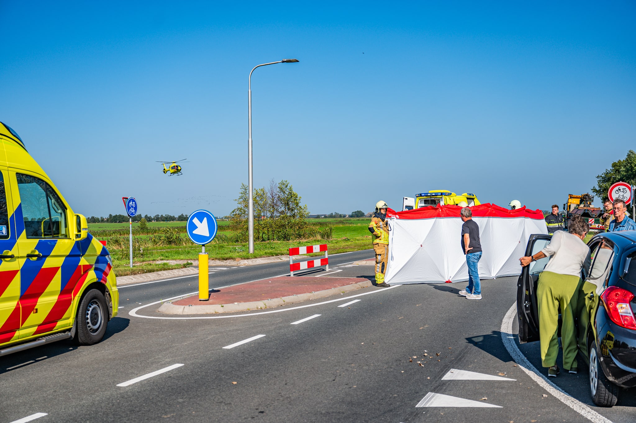 VIDEO: Fietser zwaargewond na aanrijding met vrachtwagen