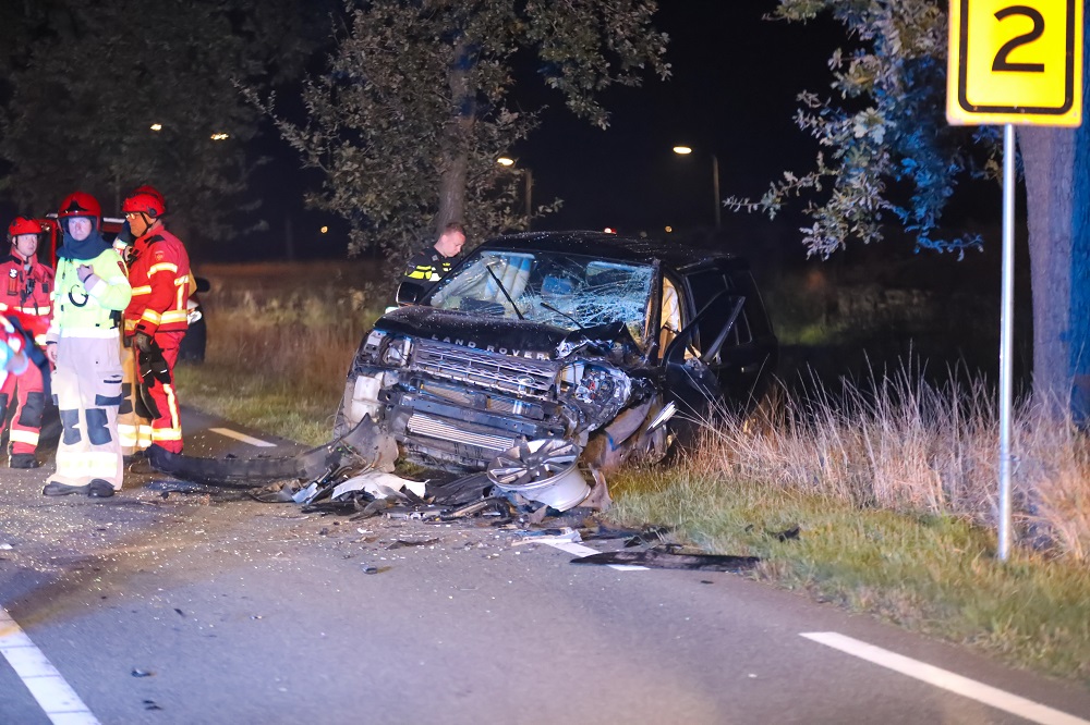 VIDEO: Persoon overleden bij ernstig verkeersongeval