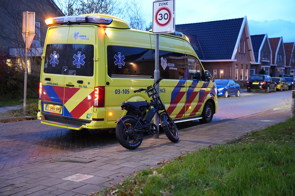 Bestuurder fatbike gewond na botsing tegen aanhanger