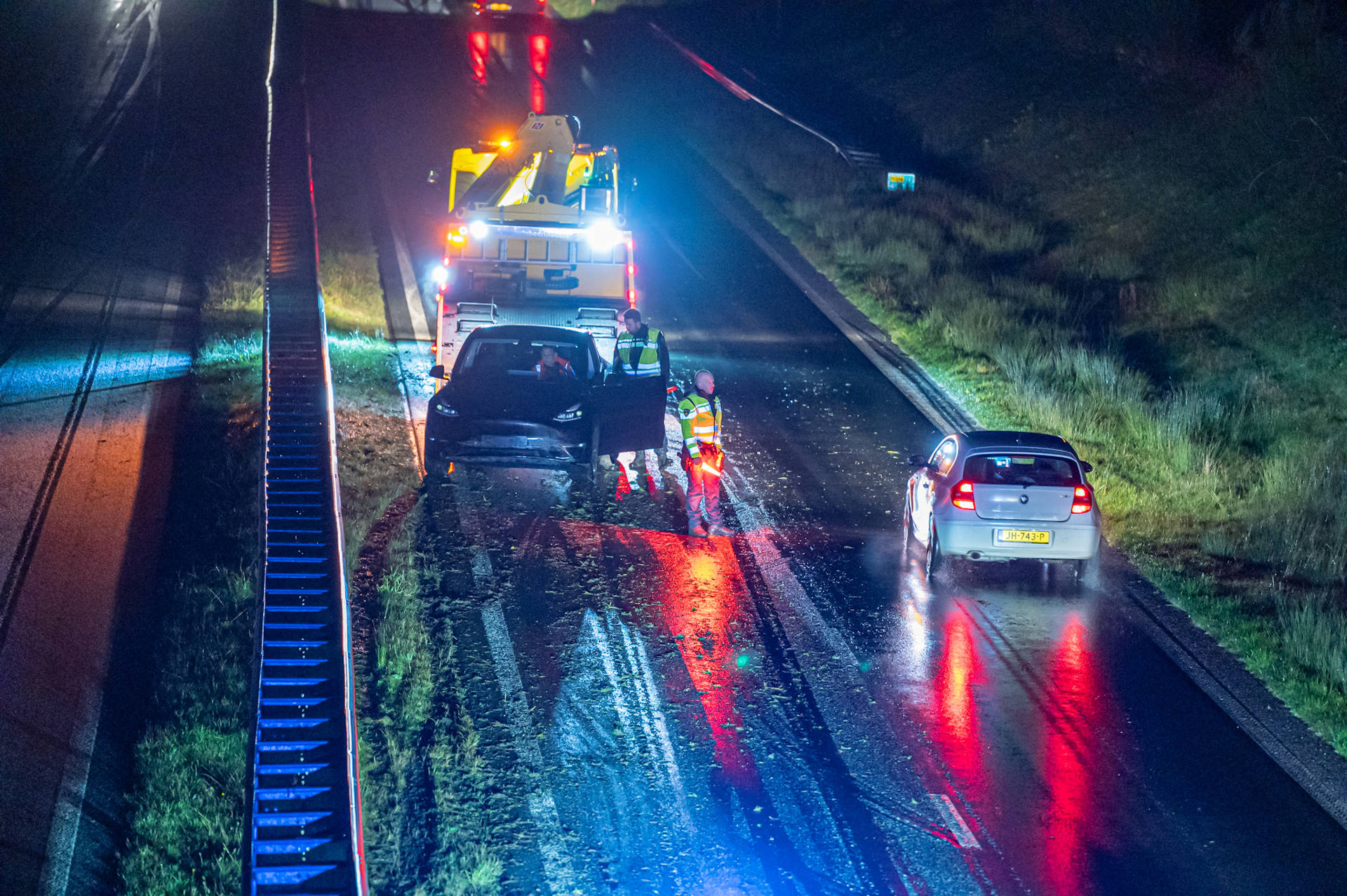 Auto in de slip bij Noardburgum