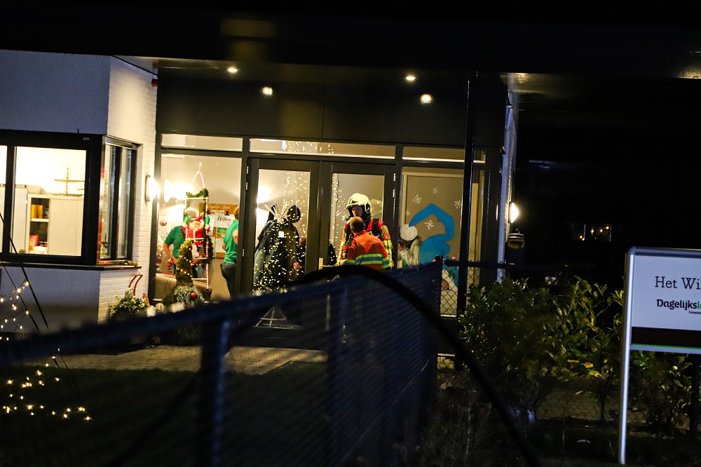 Brand in wasmand zorgt voor schade in badkamer