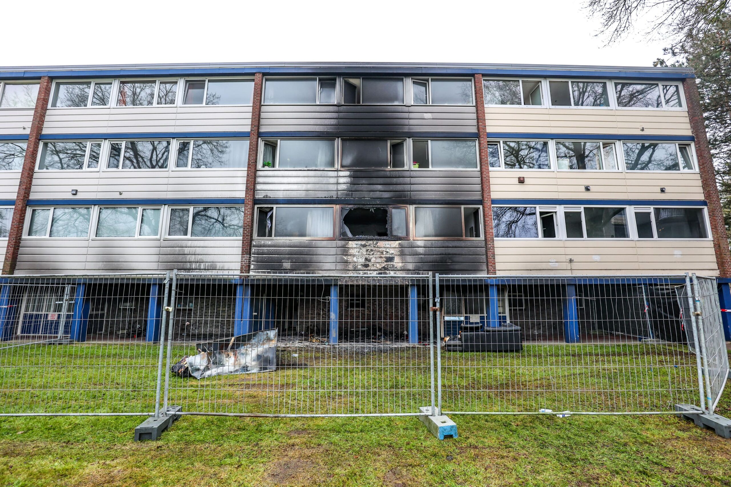 Schade na forse brand in de ochtend goed zichtbaar