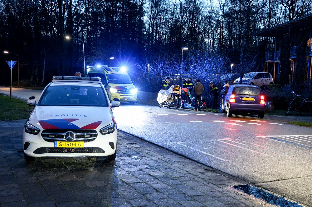 E-biker gewond na botsing met auto