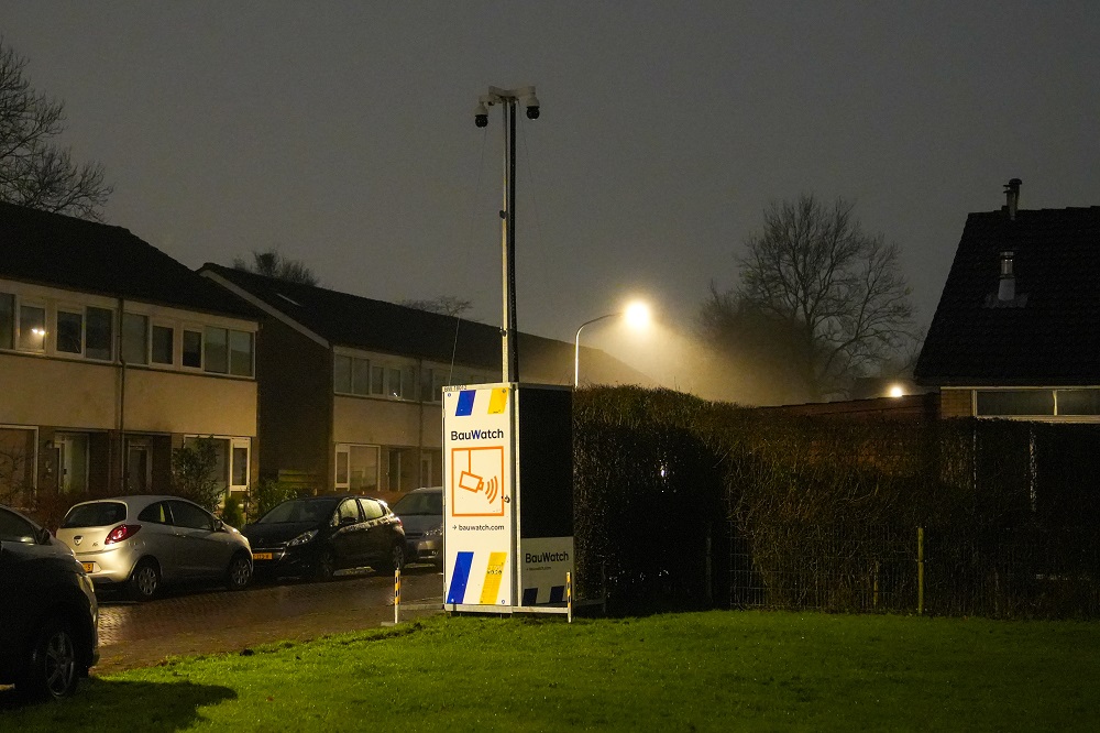 Burgermeester plaatst preventief camera na explosies